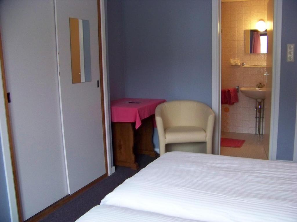 Auberge Le Vieux Moulin Bouillon Kamer foto
