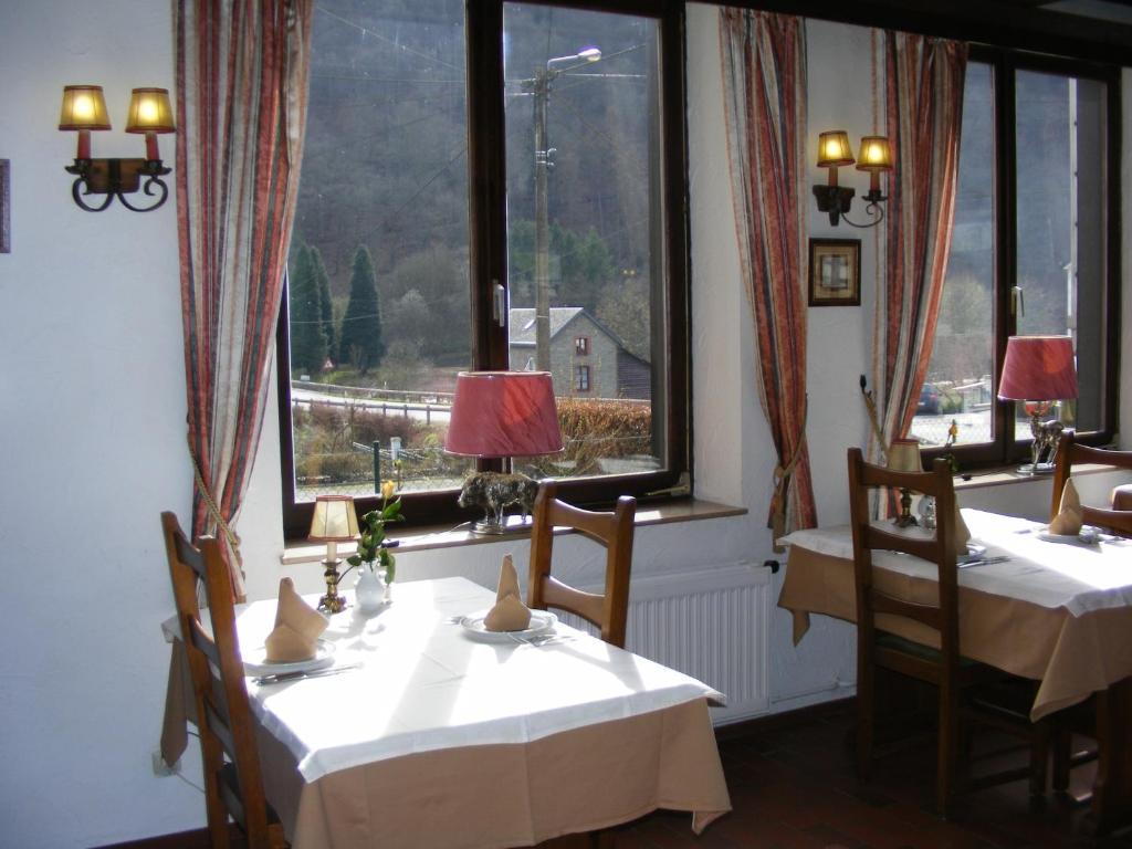 Auberge Le Vieux Moulin Bouillon Buitenkant foto