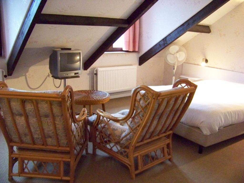 Auberge Le Vieux Moulin Bouillon Kamer foto